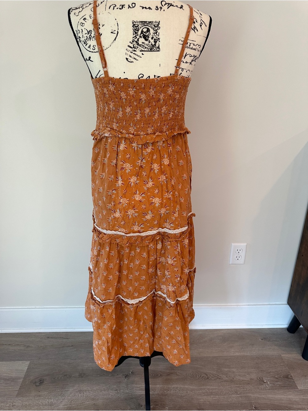 Universal Thread Maise colored Floral Smocked Maxi Dress size L ruffles spring - Picture 4 of 9